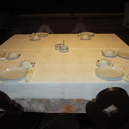 Al Lunario Bed & Breakfast Cherasco