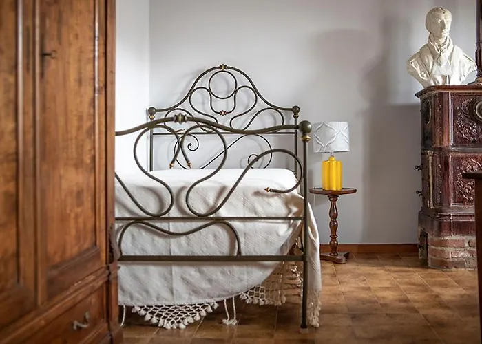 Al Lunario Bed & Breakfast