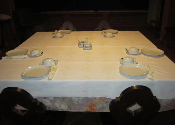 Al Lunario Bed & Breakfast Cherasco